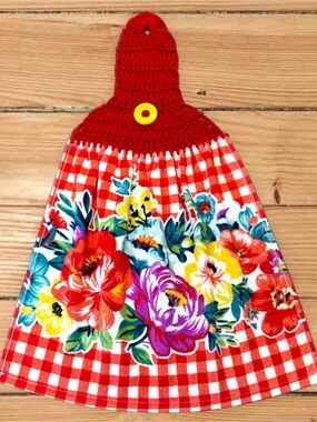 Floral Crochet Top Towel